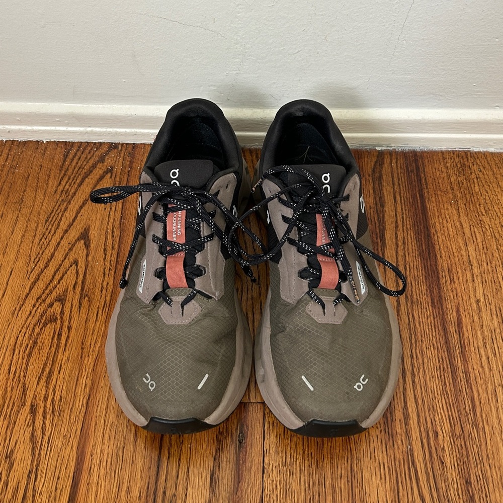 On Cloudrunner Waterproof Sneakers